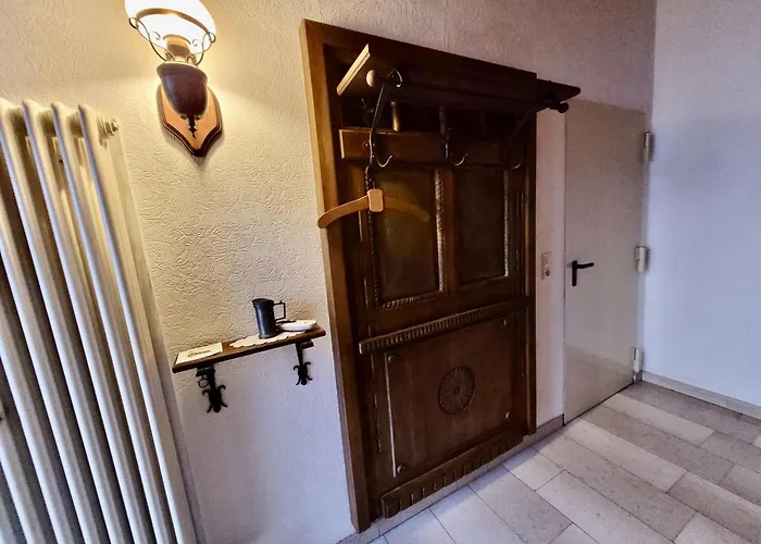Apartment Bat Solutions Trier-euren - Alles Was Ein Nicht Bietet - 10 Min Zur Altstadt - 98 Qm Scheune Fuer 9 Personen Mit Sternenhimmel, Wintergarten, Grill Und Kino - Barrierefrei Dank Lift & Auffahrt Trier