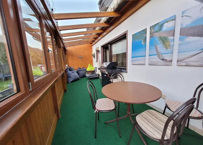 Bat Solutions Trier-euren - Alles Was Ein Nicht Bietet - 10 Min Zur Altstadt - 98 Qm Scheune Fuer 9 Personen Mit Sternenhimmel, Wintergarten, Grill Und Kino - Barrierefrei Dank Lift & Auffahrt *