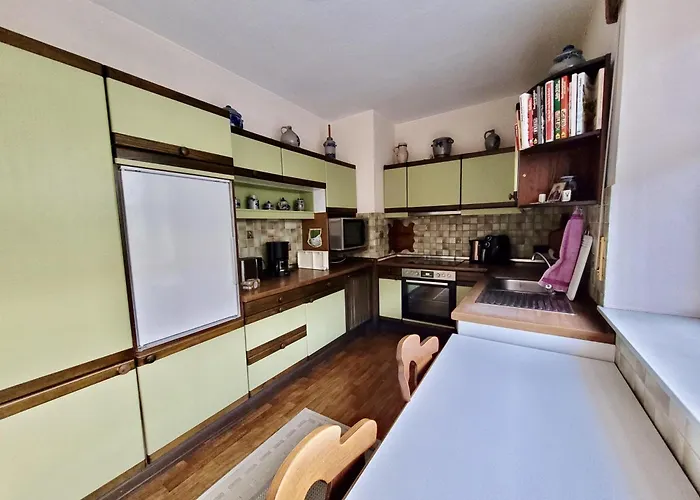 Bat Solutions Trier-euren - Alles Was Ein Nicht Bietet - 10 Min Zur Altstadt - 98 Qm Scheune Fuer 9 Personen Mit Sternenhimmel, Wintergarten, Grill Und Kino - Barrierefrei Dank Lift & Auffahrt